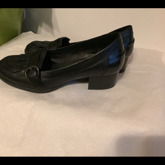 Born hand crafted Footwear - Picture 4 of 7